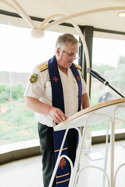 Wedding ceremony by Dr. Gerrit Rademeyer in Colenso